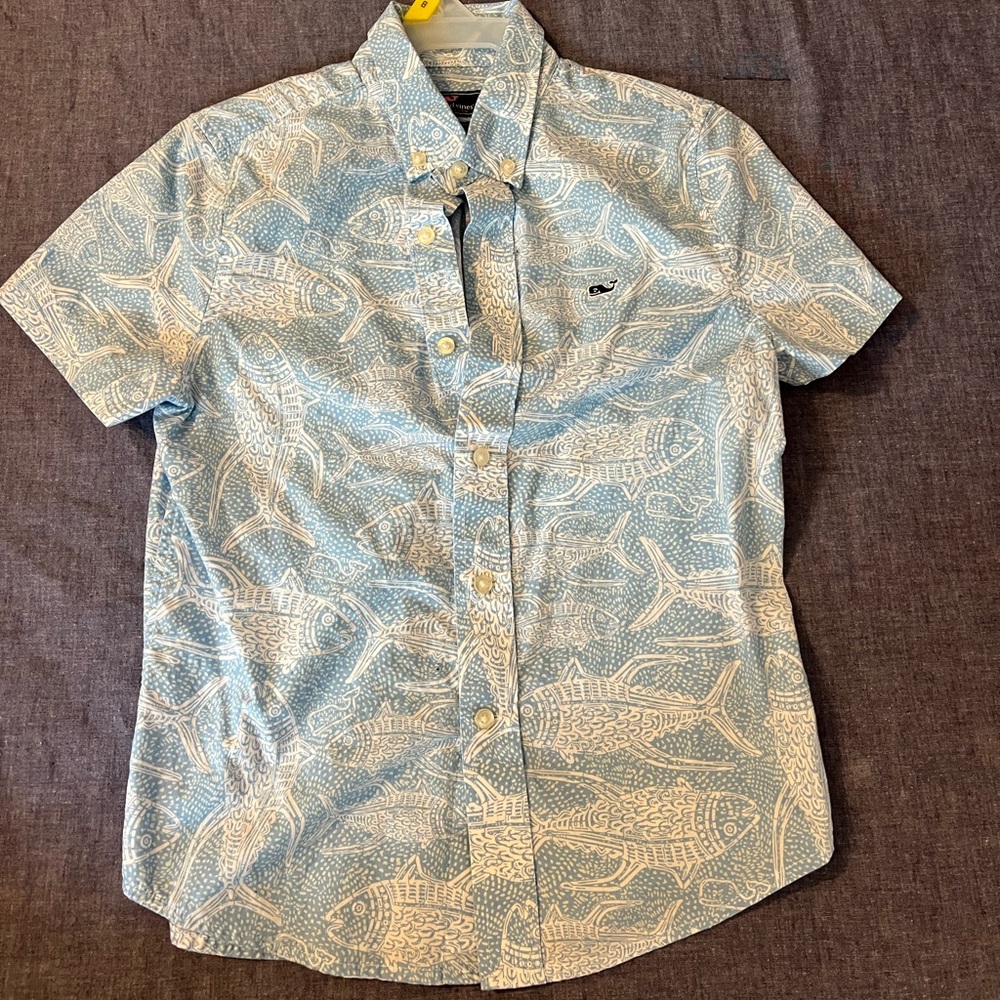 Vineyard Vines Short Sleeve button down size 7